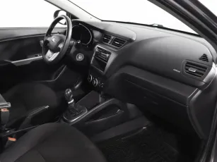Kia  5