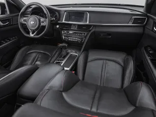 Kia  10