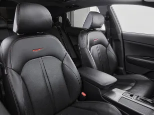 Kia  12