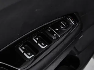 Kia  22