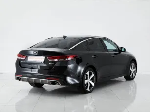 Kia  4