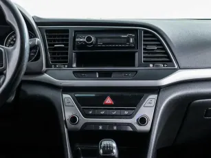 Hyundai  10
