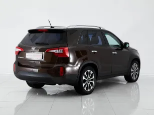 Kia  4