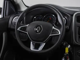 Renault  17