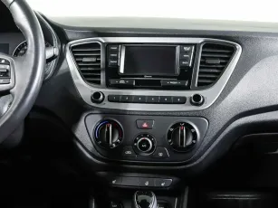 Hyundai  13