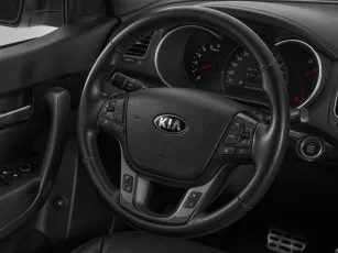 Kia  10