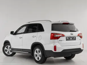 Kia  4
