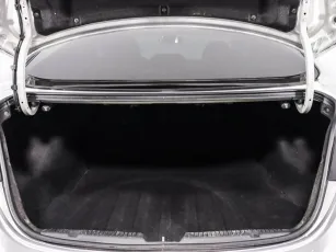 Hyundai  10