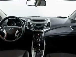 Hyundai  6