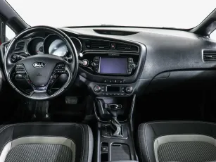 Kia  6