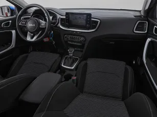 Kia  10