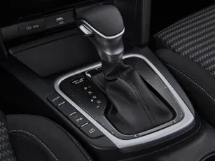 Kia  15