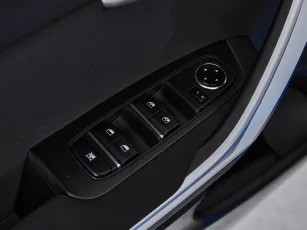 Kia  18