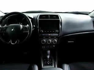 Mitsubishi  8