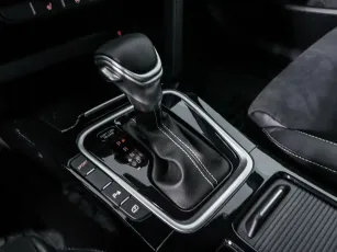 Kia  16