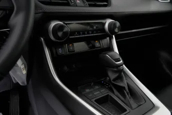 Toyota  11