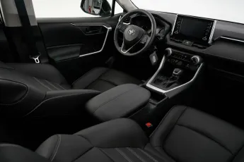 Toyota  9