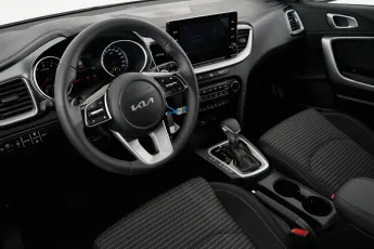 Kia  10