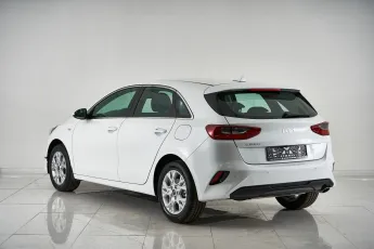 Kia  5