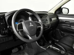 Mitsubishi  10
