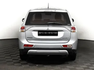 Mitsubishi  6
