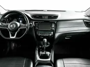 Nissan  9