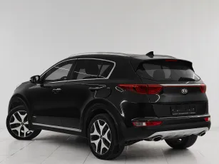 Kia  4