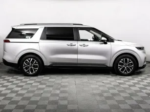 Kia  4