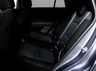 Hyundai  12