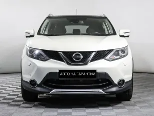 Nissan  2