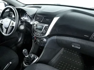 Hyundai  7