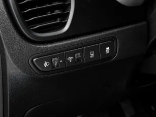 Kia  12