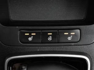Kia  15