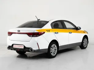 Kia  4