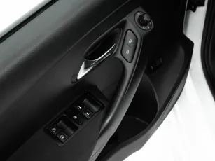 Volkswagen  12