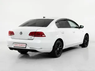 Volkswagen  4