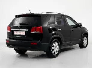 Kia  4