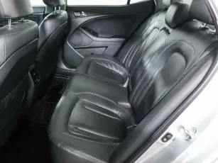 Kia  14