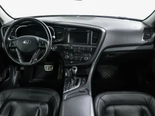 Kia  6