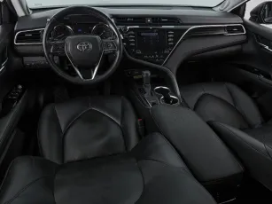 Toyota  8
