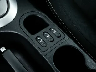 Nissan  10