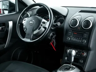 Nissan  14