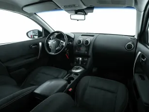 Nissan  7
