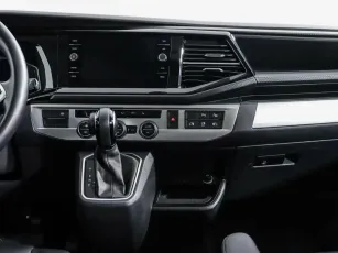 Volkswagen  8