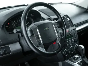 Land Rover  10