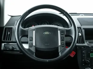 Land Rover  13