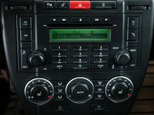 Land Rover  14