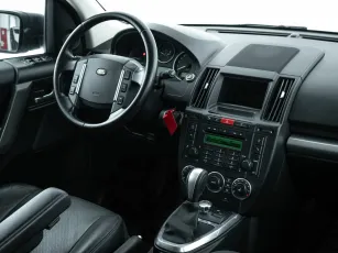 Land Rover  15