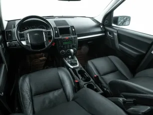 Land Rover  8