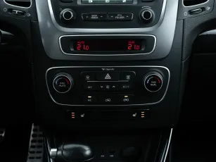 Kia  17